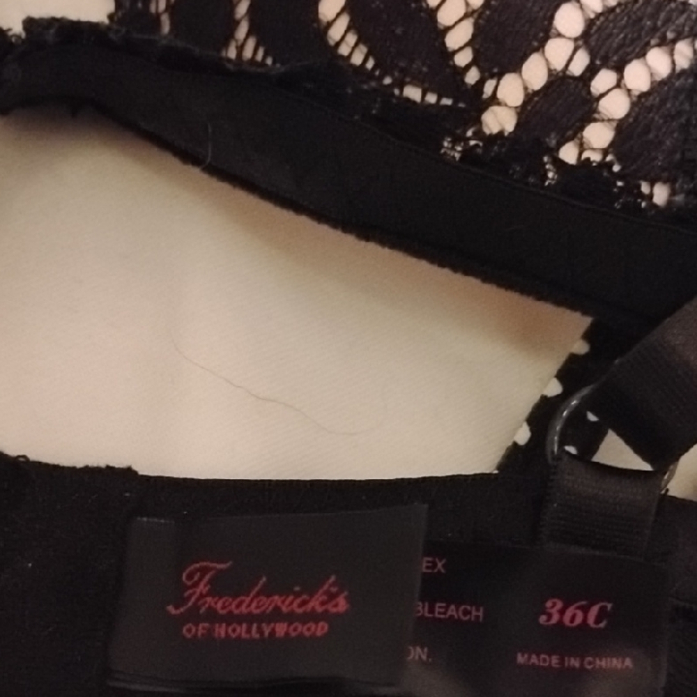 Frederick's of Hollywood Black and White Lace Bra - Picture 4 of 4